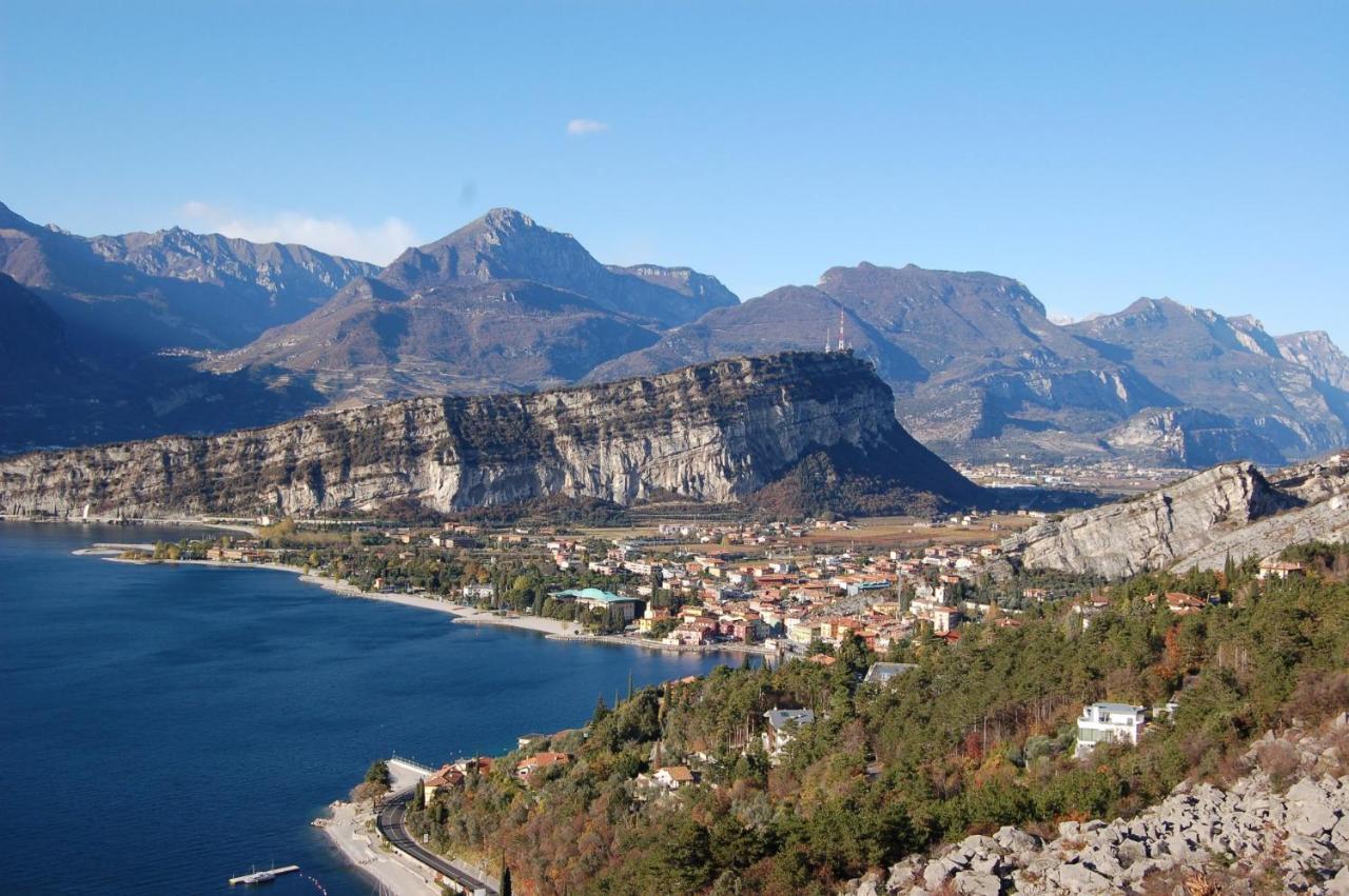 Casa Zanoni Lejlighed Torbole Sul Garda Eksteriør billede