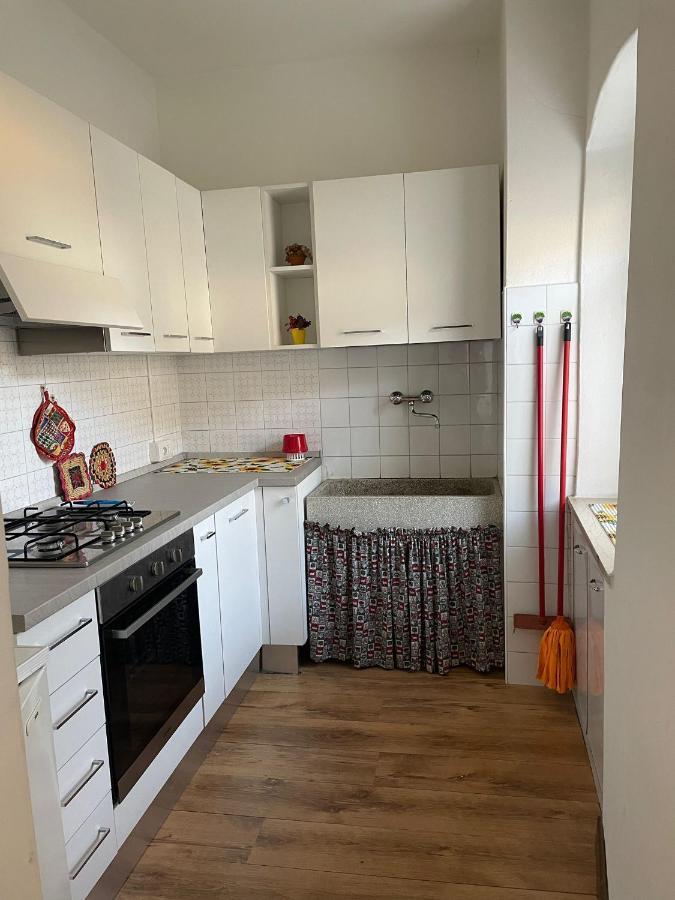 Casa Zanoni Lejlighed Torbole Sul Garda Eksteriør billede