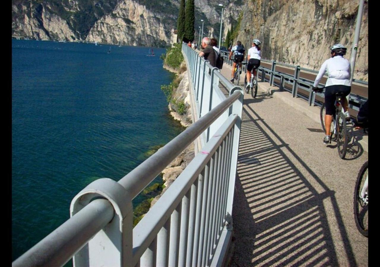Casa Zanoni Lejlighed Torbole Sul Garda Eksteriør billede