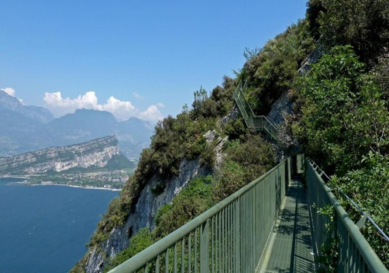 Casa Zanoni Lejlighed Torbole Sul Garda Eksteriør billede